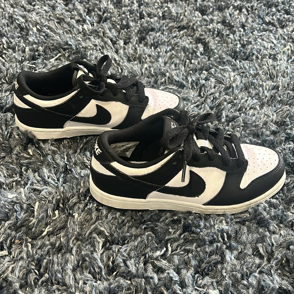 Nike Panda Dunk Kids Sz 2